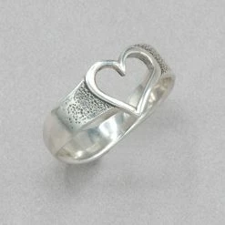 Jim Kelly Tiny Heart Ring Rings